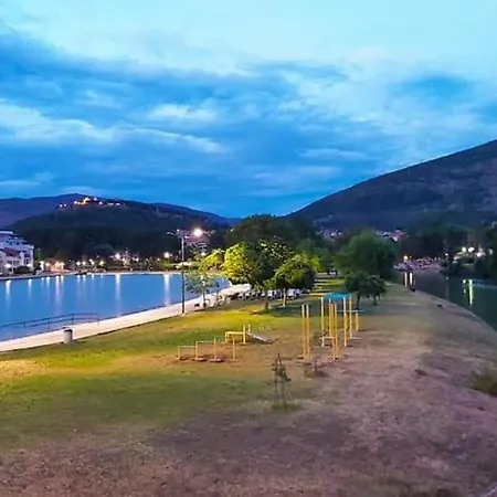 Elena Apartman *
